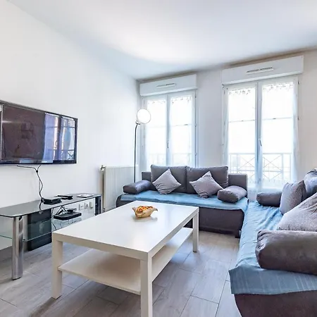 Appartamento Family Travel Paris 3 Bussy-Saint-Georges Esterno foto