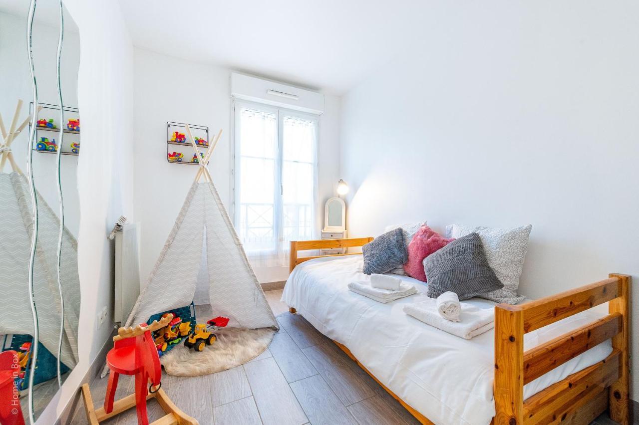 Family Travel Paris 3 * Bussy-Saint-Georges